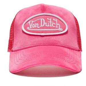 Von Dutch Hot Pink Crush Velvet Trucker New With Tags